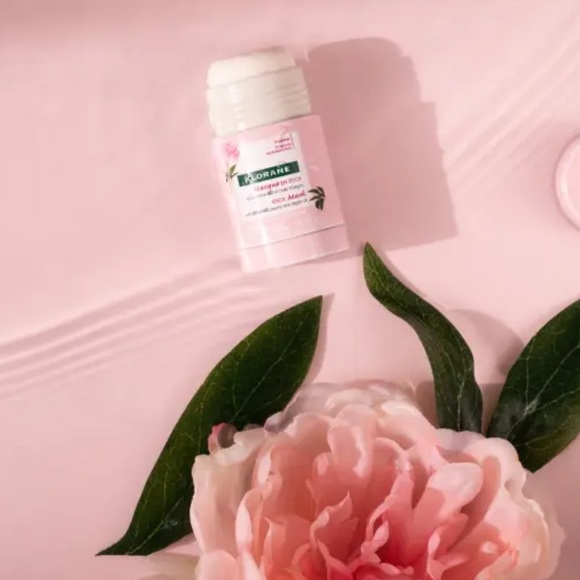 Klorane Soothing Organic Peony Stick Mask - Picture 3 of 9